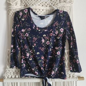 Rue21 Navy Floral Long Sleeve Top